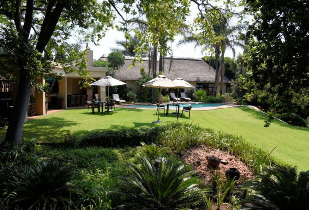 Lourie Lodge Sandton Eksteriør bilde