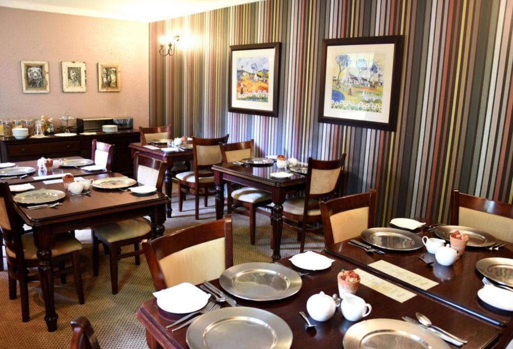 Lourie Lodge Sandton Eksteriør bilde